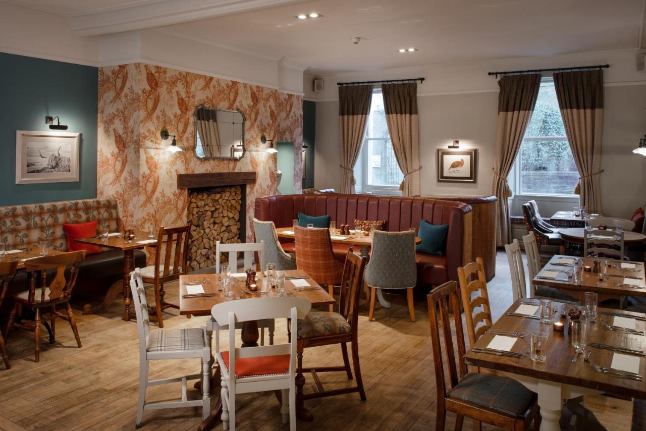 The Golden Lion At Settle Hotel Bagian luar foto