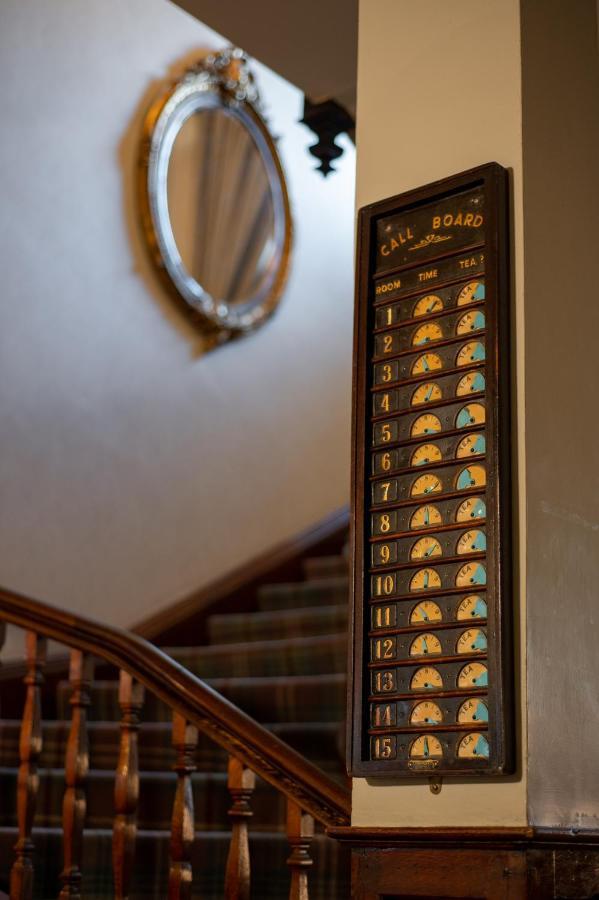 The Golden Lion At Settle Hotel Bagian luar foto