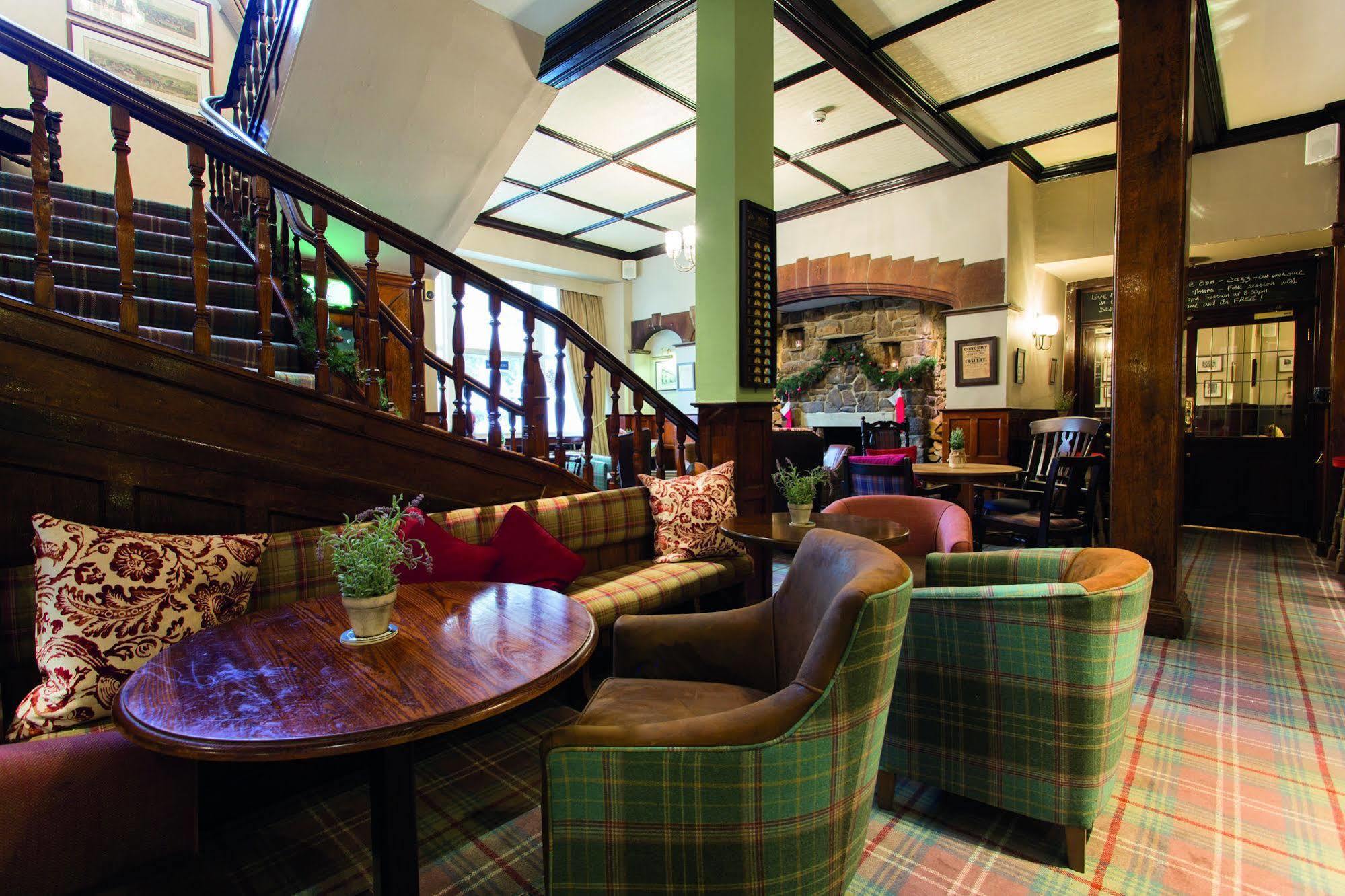 The Golden Lion At Settle Hotel Bagian luar foto